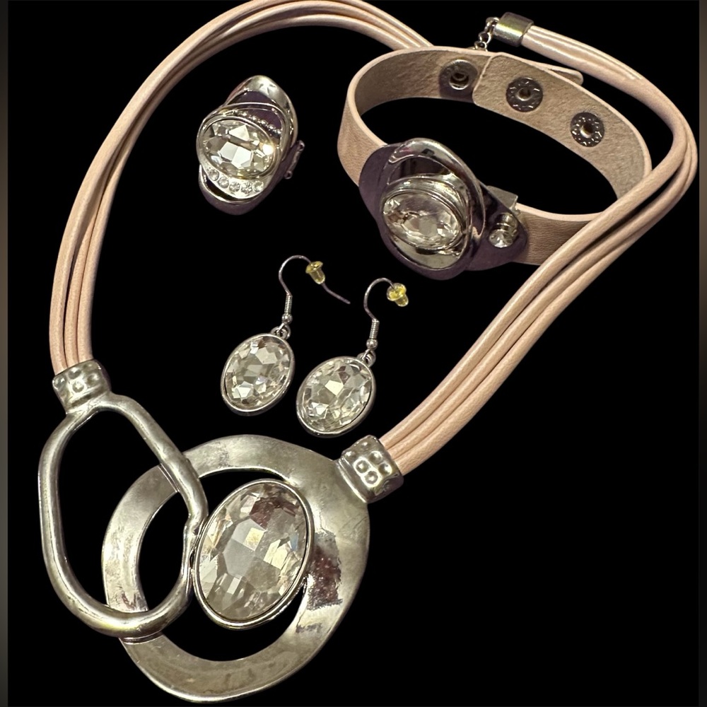 Elegant Silver and Rhinestone 4-Piece Jewelry Set